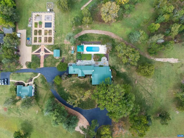 5484 GORDONSVILLE RD, Keswick, VA 22947