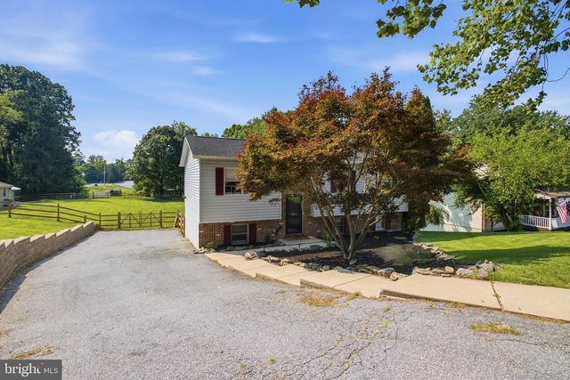 1954 BERGDOLL AVE, Upper Chichester, PA 19061