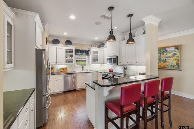 9453 Cherokee Trail, Tyler, TX 75703