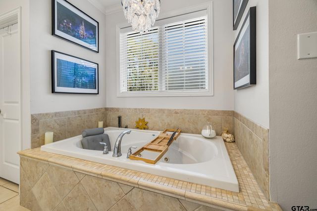 9453 Cherokee Trail, Tyler, TX 75703