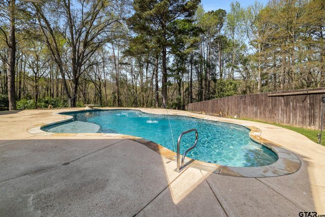 9453 Cherokee Trail, Tyler, TX 75703