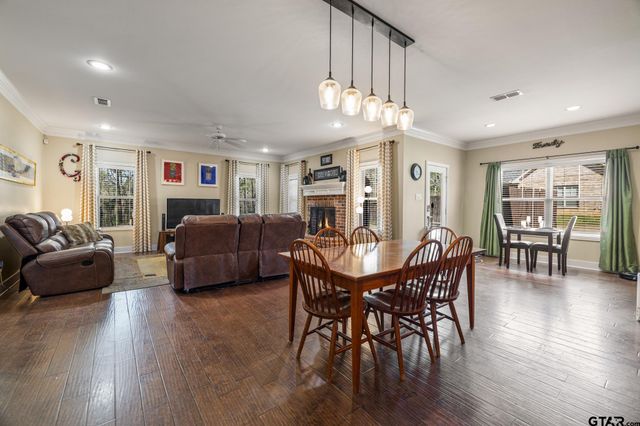 9453 Cherokee Trail, Tyler, TX 75703