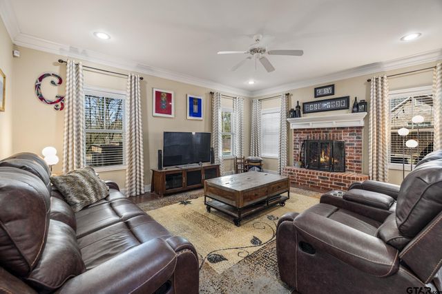 9453 Cherokee Trail, Tyler, TX 75703