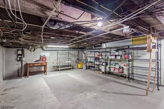 100 Homecrest Ave, Ewing Twp., NJ 08638