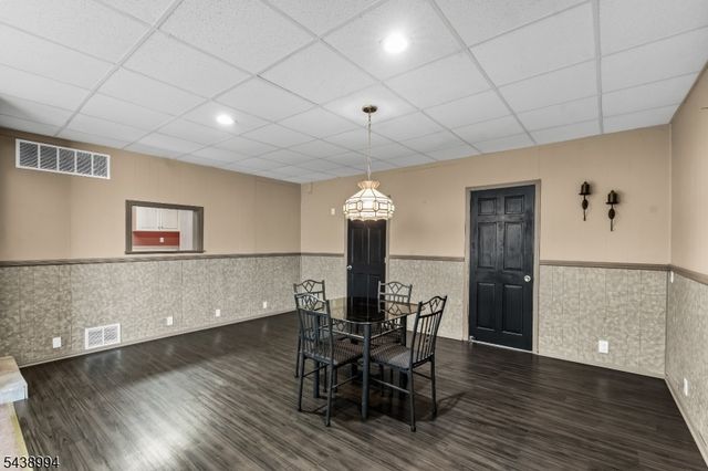 100 Homecrest Ave, Ewing Twp., NJ 08638