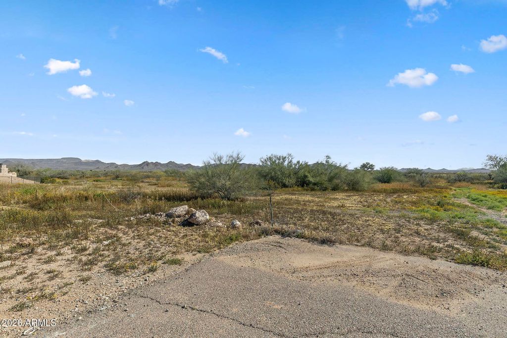 Image 13 of property listing at 0 E PAINT YOUR WAGON Trail 0, Phoenix, AZ 85085