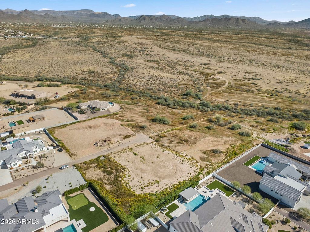 Image 9 of property listing at 0 E PAINT YOUR WAGON Trail 0, Phoenix, AZ 85085