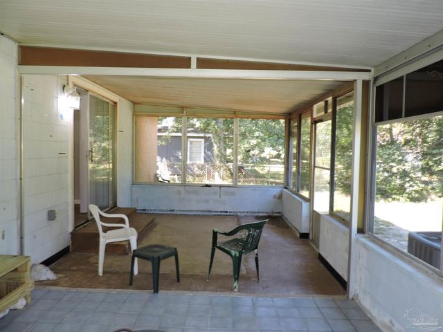 6970 Woodley Dr, Pensacola, FL 32503