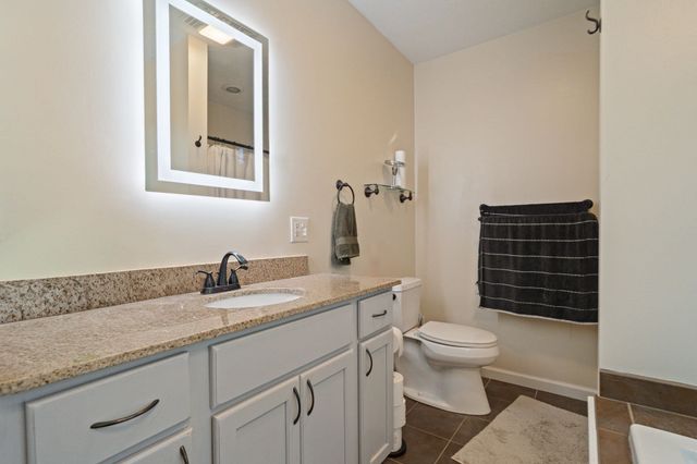48 Orchard St, Belchertown, MA 01007