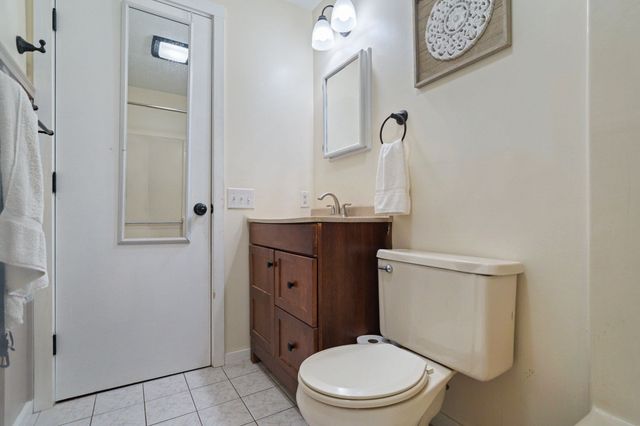 48 Orchard St, Belchertown, MA 01007