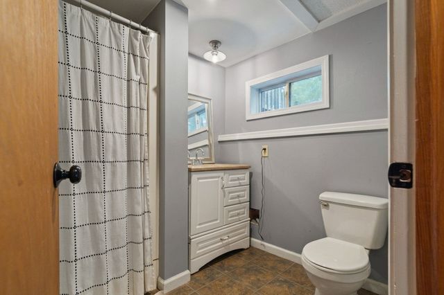 48 Orchard St, Belchertown, MA 01007