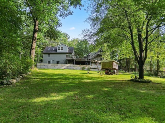 48 Orchard St, Belchertown, MA 01007