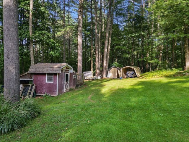 48 Orchard St, Belchertown, MA 01007