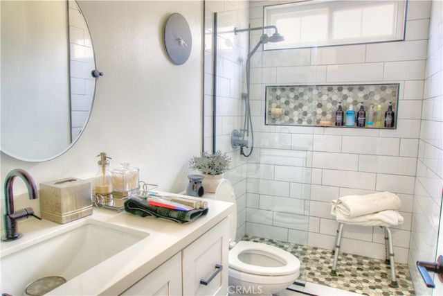 3823 San Anseline, Long Beach, CA 90808