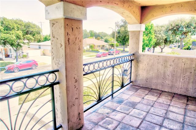 3823 San Anseline, Long Beach, CA 90808