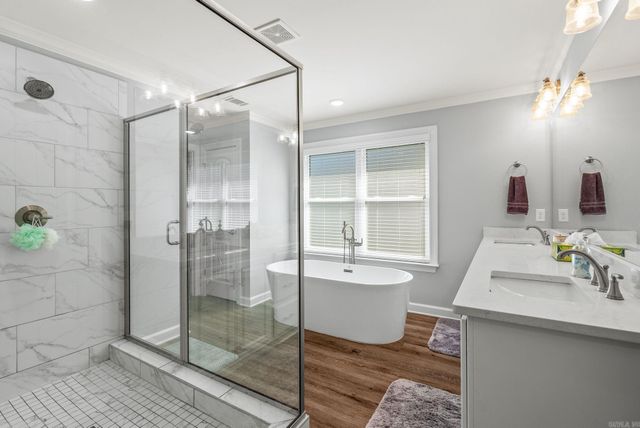 77 Corniche Cove, Maumelle, AR 72113