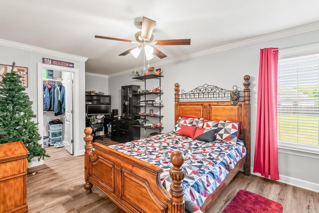 77 Corniche Cove, Maumelle, AR 72113