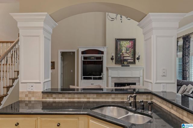 2013 BLUE HERON CIRCLE, Birmingham, AL 35242