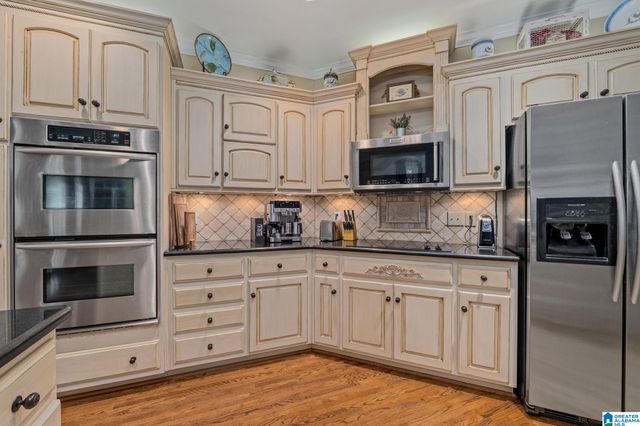 2013 BLUE HERON CIRCLE, Birmingham, AL 35242