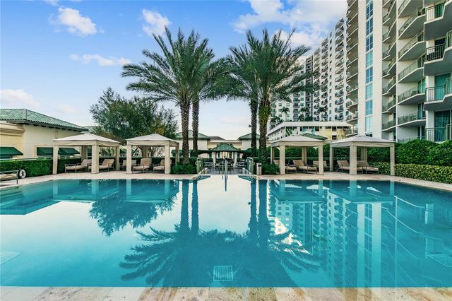 450 KNIGHTS RUN AVENUE 411, Tampa, FL 33602