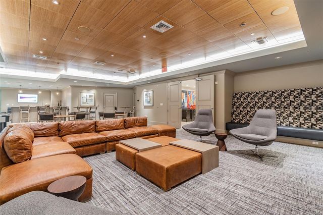 450 KNIGHTS RUN AVENUE 411, Tampa, FL 33602