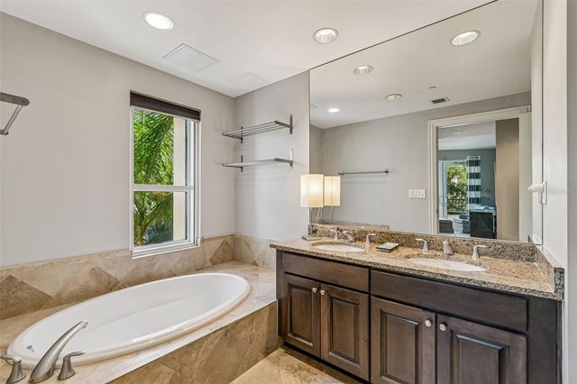 450 KNIGHTS RUN AVENUE 411, Tampa, FL 33602