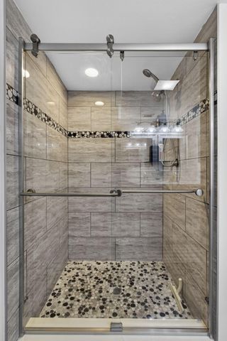 327 Southwind Drive 203, North Palm Beach, FL 33408
