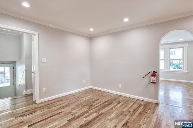 7-29 Cedar Street, Fair Lawn, NJ 07410