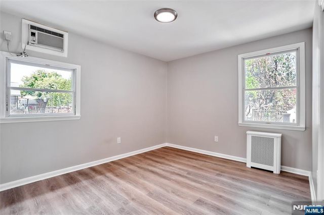 7-29 Cedar Street, Fair Lawn, NJ 07410