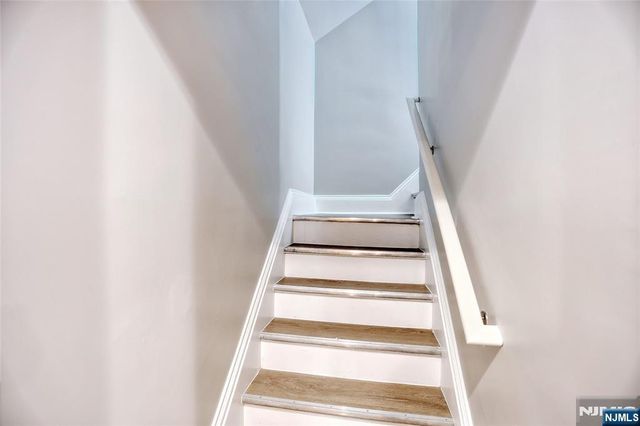 7-29 Cedar Street, Fair Lawn, NJ 07410