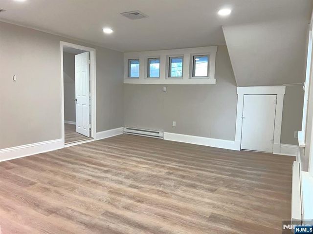 7-29 Cedar Street, Fair Lawn, NJ 07410