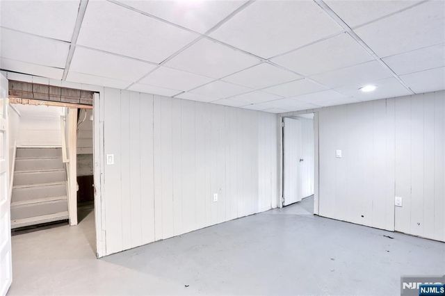 7-29 Cedar Street, Fair Lawn, NJ 07410