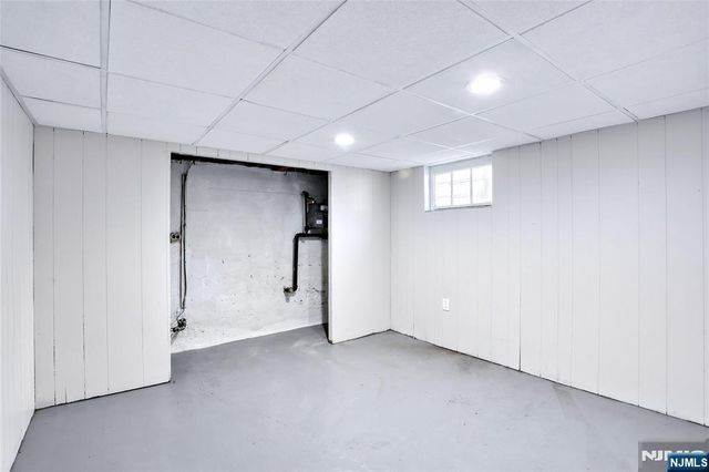 7-29 Cedar Street, Fair Lawn, NJ 07410