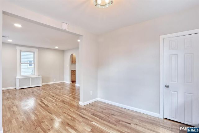 7-29 Cedar Street, Fair Lawn, NJ 07410