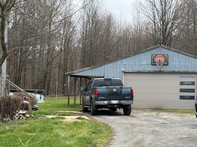 711 State Route 7, Brookfield, OH 44403