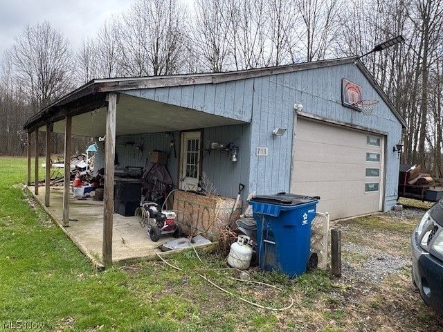 711 State Route 7, Brookfield, OH 44403