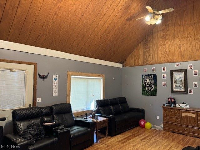 711 State Route 7, Brookfield, OH 44403