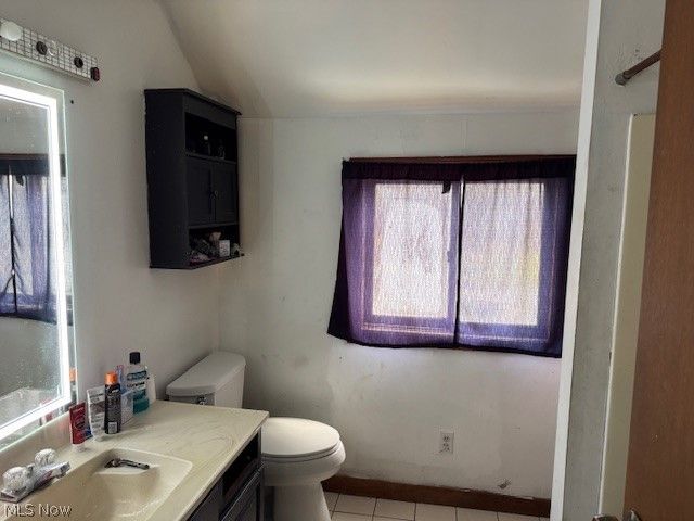 711 State Route 7, Brookfield, OH 44403