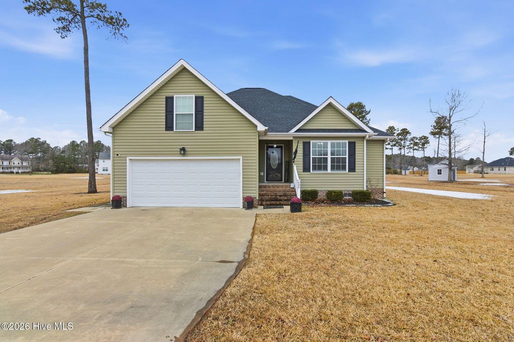 404 Kingswood Boulevard, Elizabeth City, NC 27909
