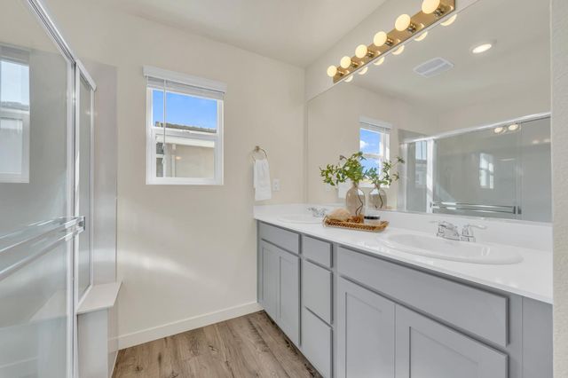 1272 Matlack St, Lincoln, CA 95648