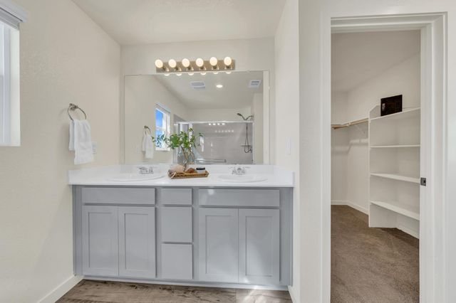 1272 Matlack St, Lincoln, CA 95648