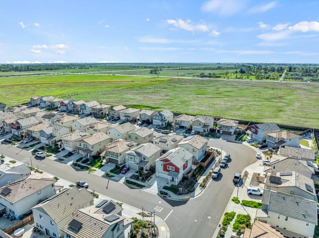 1272 Matlack St, Lincoln, CA 95648