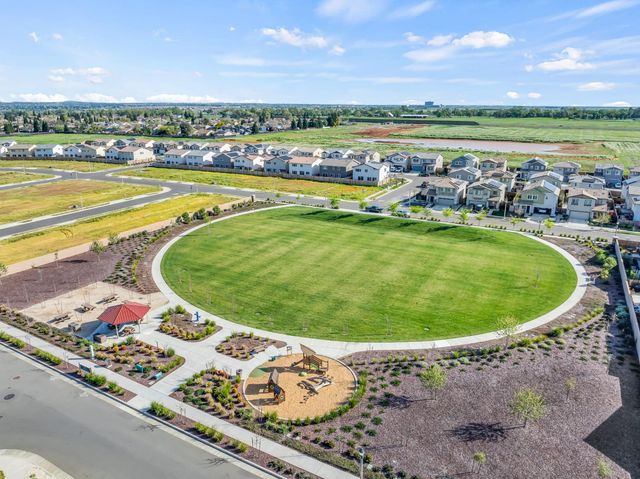 1272 Matlack St, Lincoln, CA 95648