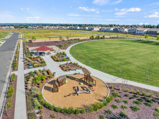 1272 Matlack St, Lincoln, CA 95648