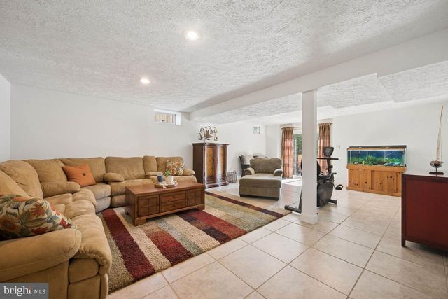 6305 DERBY CIR, Frederick, MD 21703