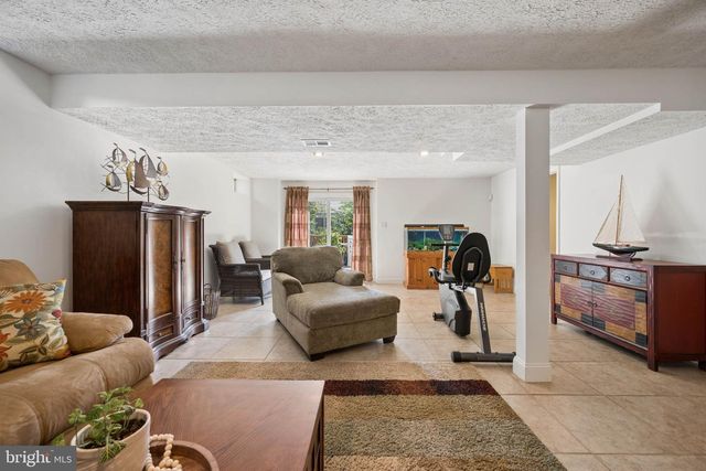 6305 DERBY CIR, Frederick, MD 21703