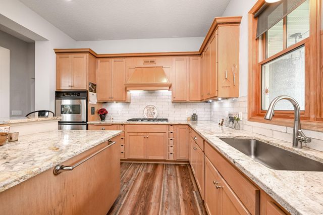 3929 Evermoor Parkway, Rosemount, MN 55068