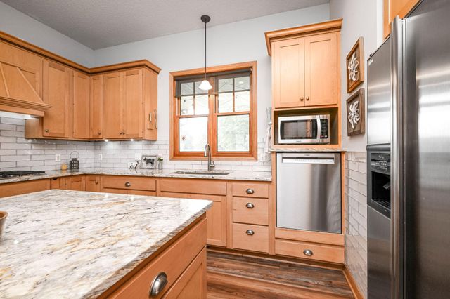 3929 Evermoor Parkway, Rosemount, MN 55068