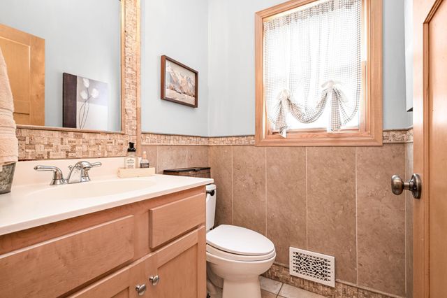 3929 Evermoor Parkway, Rosemount, MN 55068
