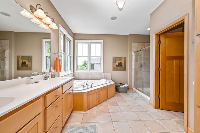 3929 Evermoor Parkway, Rosemount, MN 55068